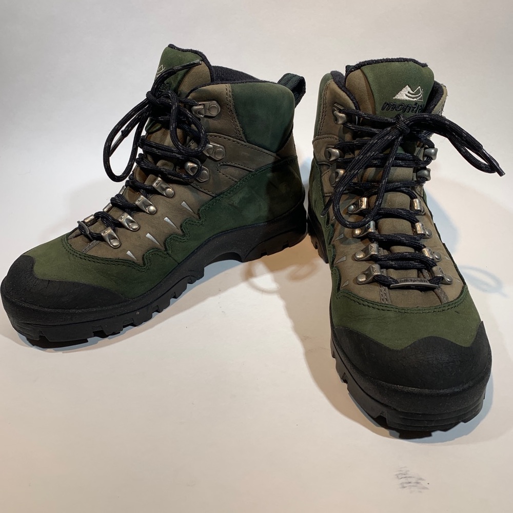 Women’s Montrail Gore-Tex “Gentor” hiking boots